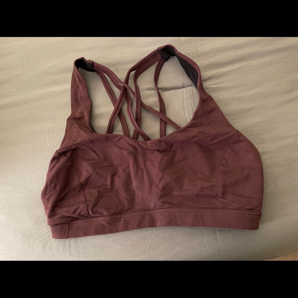 Lululemon sports bra